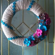 yarn wreaths