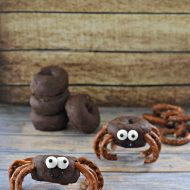 Simple Spider Donuts