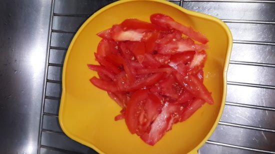 drain tomatoes